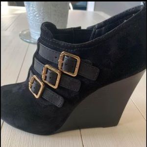 Tory Burch Suede Booties Size 8